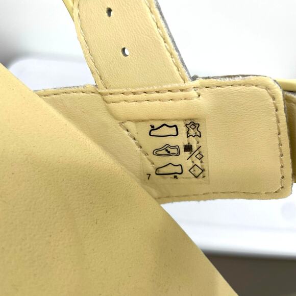 Dr. Martens Voss Mono Sandals Toile Cream Monochrome Pastel Yellow Soft Girl 9 - Picture 11 of 13